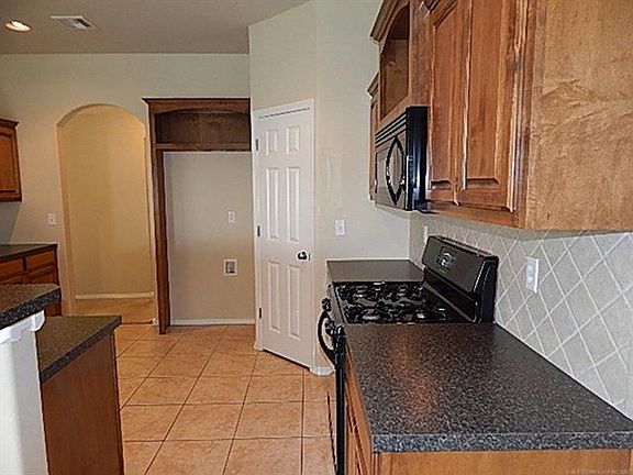 5th image of 7426 E Jackson Pl