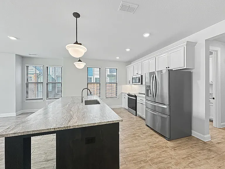 9525 Thorncrown Ln — Photo 6