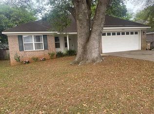 1925 E Clarke Rd, Mobile, AL 36695