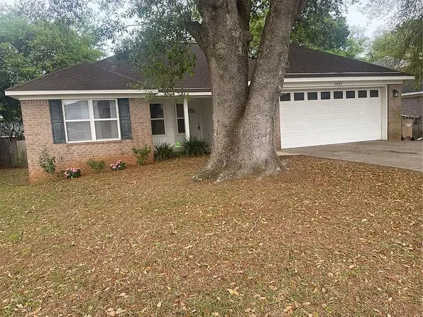 1925 E Clarke Rd, Mobile, AL 36695