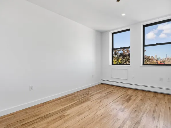 260 Water Street image 8 of 13