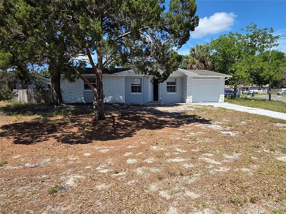 4616 Irene Loop