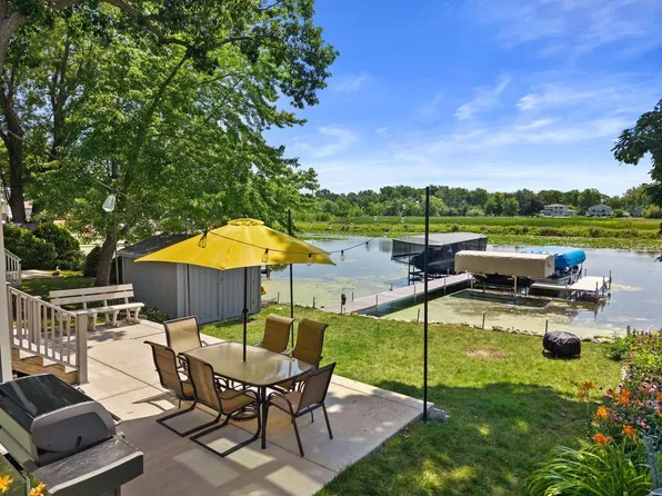 28925 Elm Island DRIVE, Waterford, WI 53185