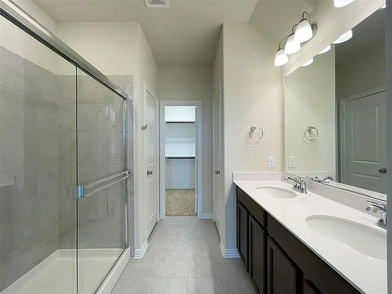 1805 Nelson St — Photo 15