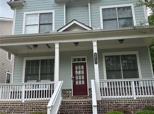 3817 Suwanee Manor Dr, Suwanee, GA 30024