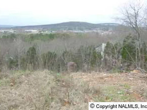 Greentree Trl SE, Huntsville, AL 35803