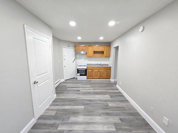 479 Roseville Ave #6B