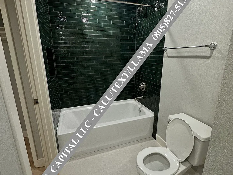 2141 N Ventura Rd #1 — Photo 16