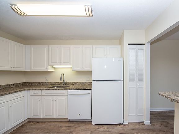 4th image of 835-865 Mix Ave #3L09