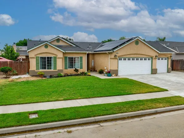 1337 Orange St, Lemoore, CA 93245