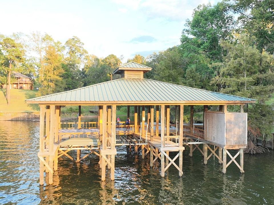 1st image of 25 Pam St