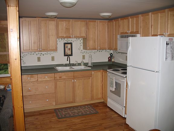 Appliances included