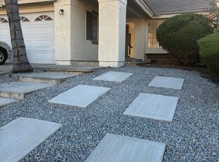 12040 Ocotillo Dr, Fontana, CA 92337