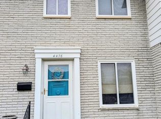 4476 Fifteen Mile Rd, Sterling Heights, MI 48310