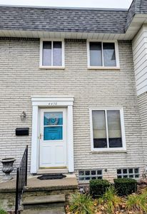 4476 Fifteen Mile Rd, Sterling Heights, MI, 48310