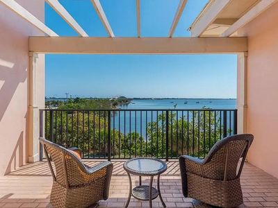 3722 NE Indian River Dr #A-304, Jensen Beach, FL, 34957