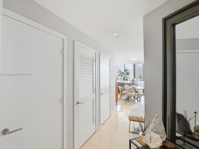 88 SW 7th St APT 1111, Miami, FL, 33130