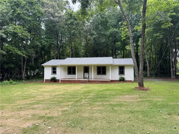 723 Branson Mill Rd, Randleman, NC 27317