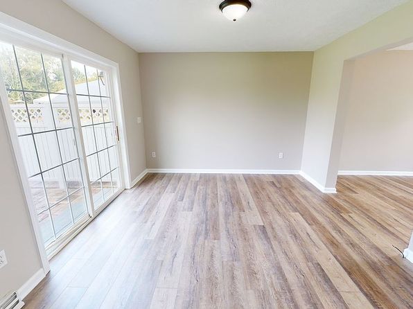 111-113 Arbor Dr #111