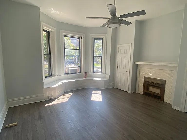 4901 Friendship Ave. — Photo 66