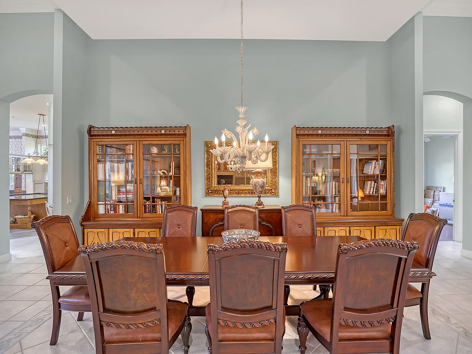 1st image of 4697 SE Waterford Drive
