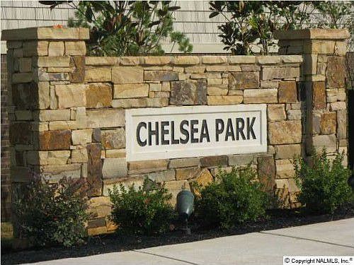 Chelsea Park Entrance