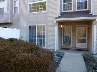 43 Dover Ct, Tinton Falls, NJ 07712