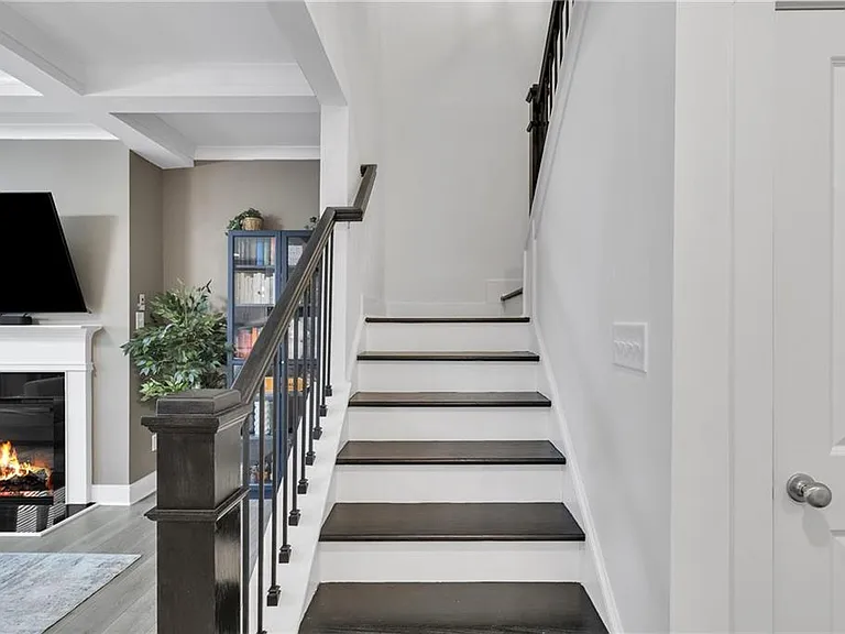 7689 Baron Rd — Photo 17