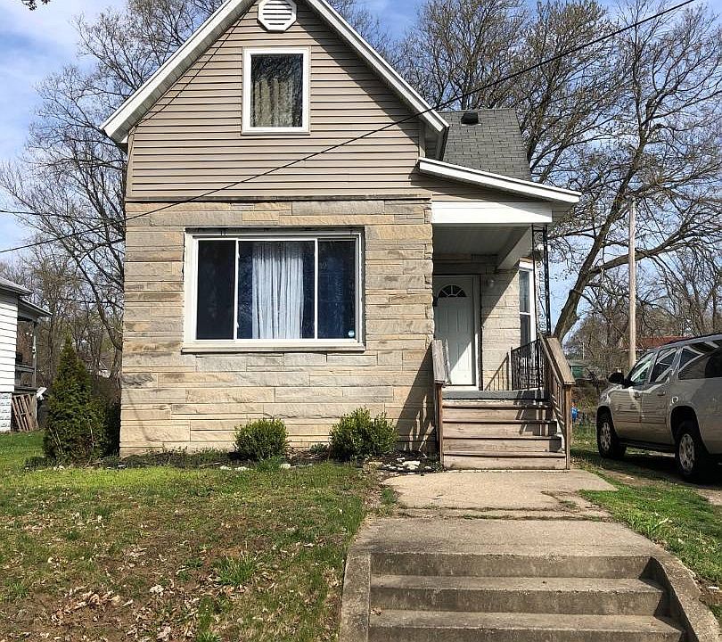 208 Pottawattomi Dr Elkhart In 46516 Mls 10984301 Zillow