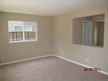 2nd image of 1353 Paddington Way