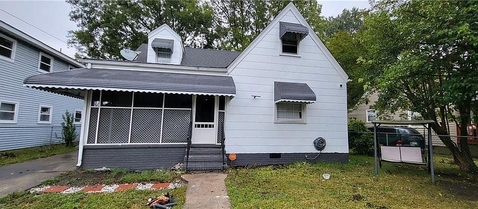 1st image of 2622 Grandy Ave