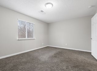 Country Hills, Frankfort, KY 40601