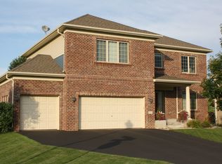 2056 Cobblestone Dr, Cologne, MN 55322