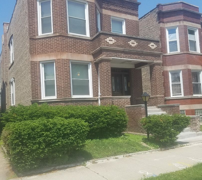1st image of 7552 S Langley Ave
