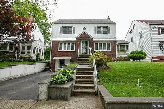 1st image of 677 Lake St #679