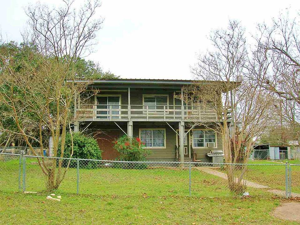 1st image of 606 Fir Ln