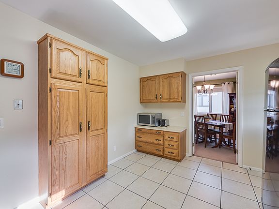 Extra cabinets in the kitchen.