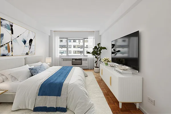 Rented by Douglas Elliman | media 8