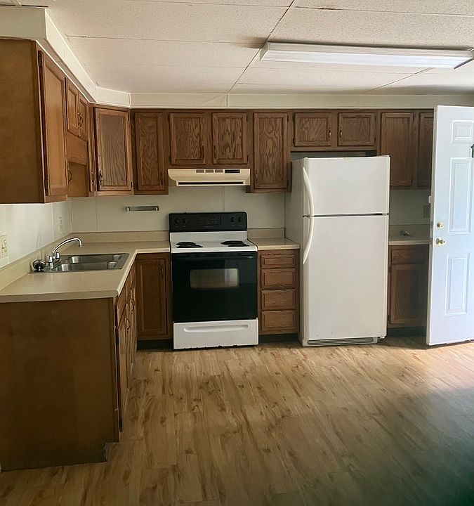 1st image of 102 Saint Clairs Vlg #102