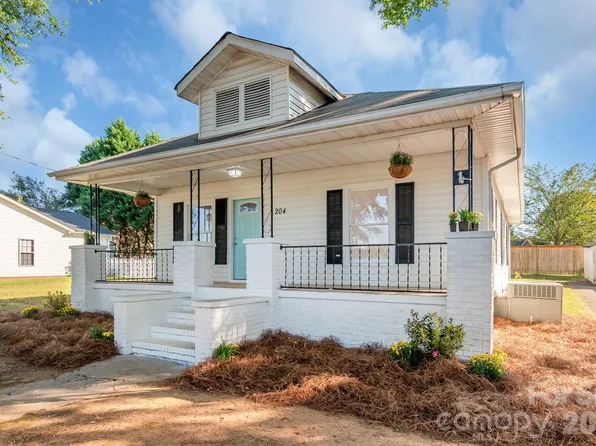 204 Pleasant St, Belmont, NC 28012