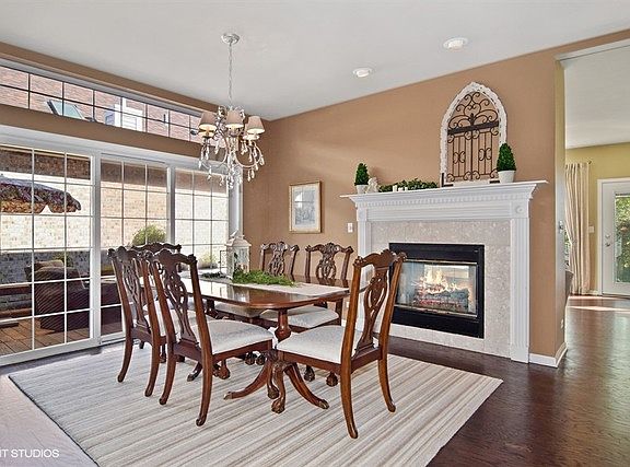4th image of 1611 Fairfax Ln