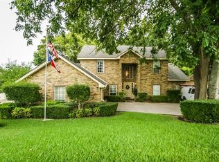 928 Hideaway Pl, Desoto, TX 75115