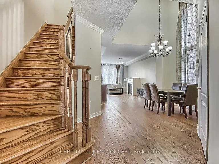 50 Woodville Dr — Photo 2