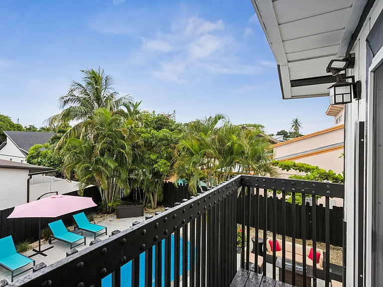 2541 Southridge Rd — Photo 42