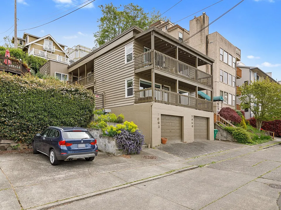 2062 13th Ave W
