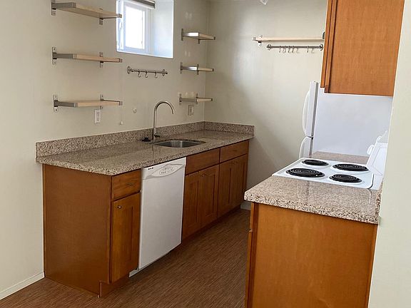 3rd image of 2040 NW 59th St #1