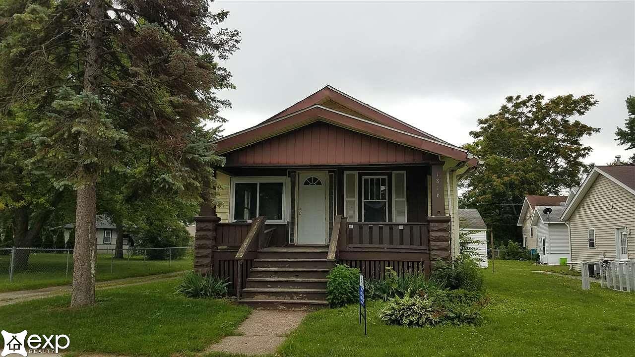 1816 Division St, Port Huron, MI 48060 Zillow