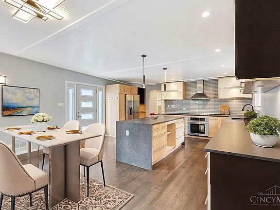 4th image of 3894 Chatwood Ct