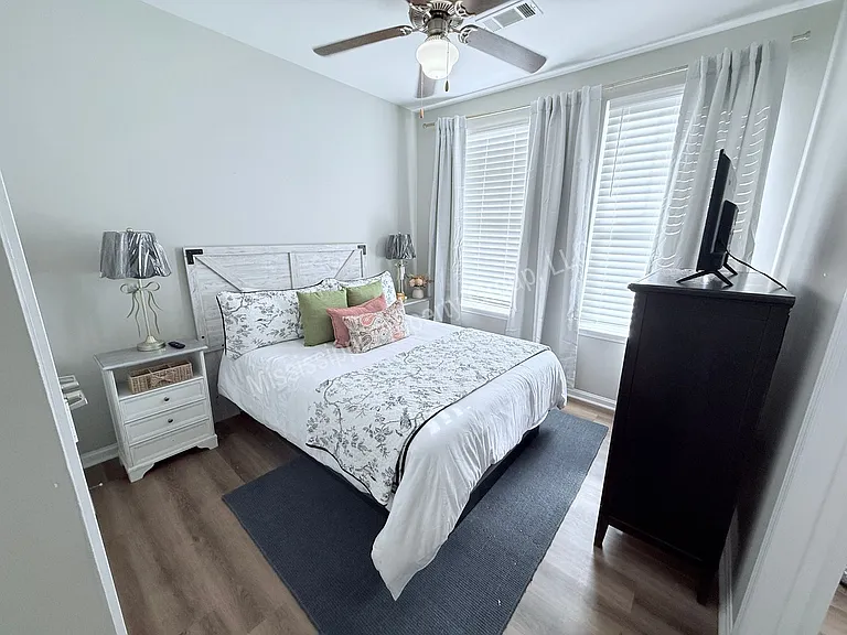 209 Town Center Dr — Photo 8