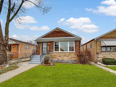 8610 S Damen Ave, Chicago, IL, 60620